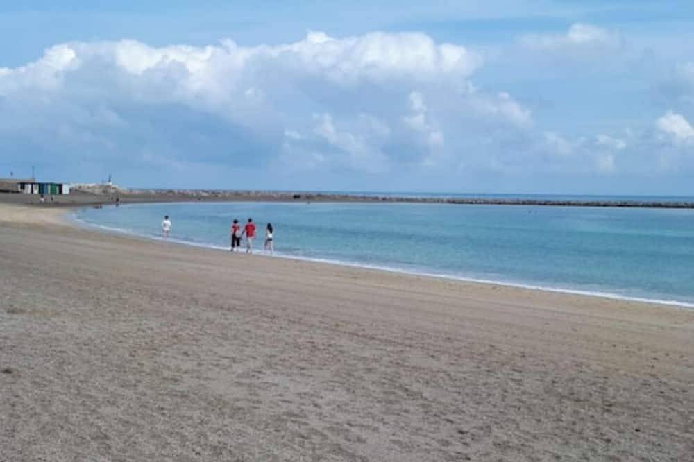 Villa with swimming pool, barbecue and playground. Ideal to enjoy with the family in Vandellòs i l'Hospitalet de l'Infant, Costa Dorada