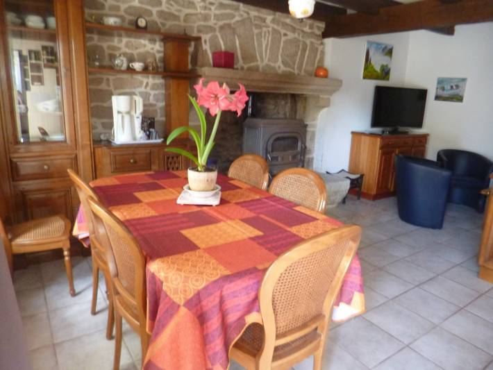 Gîte pour 5 personnes, avec jardin dans Pluméliau-Bieuzy - 2
