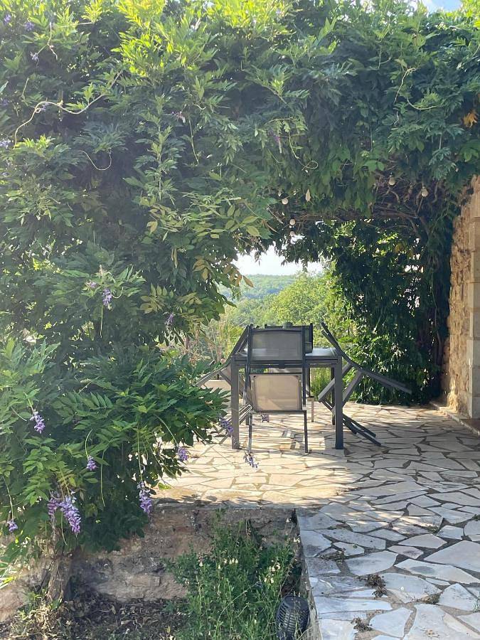 Location de vacances pour 8 personnes, avec vue ainsi que jardin et piscine à Salles (Lot-et-Garonne) - 4