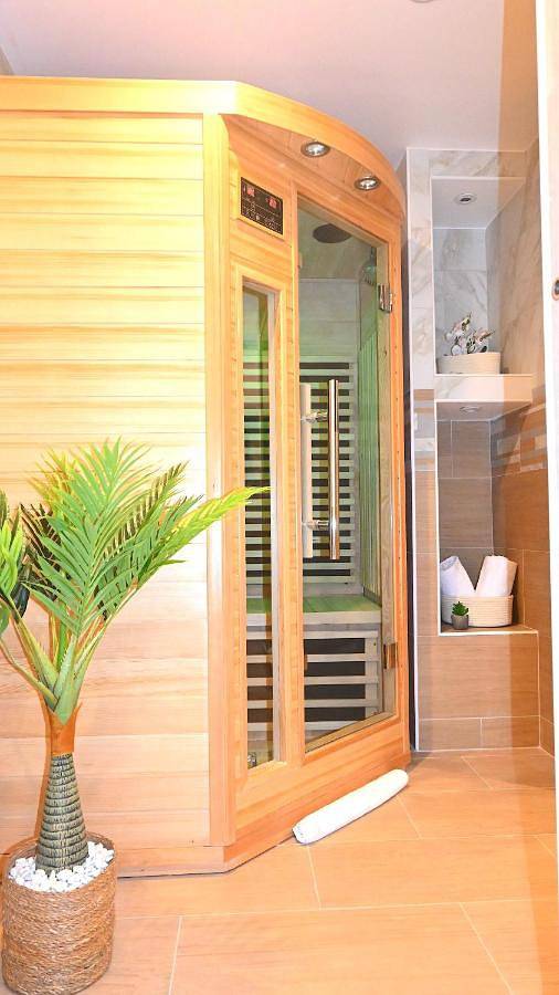 Appartement entier, One-Bedroom Apartment in Villeneuve-sous-Dammartin, Seine-et-Marne