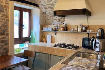 Gîte pour 3 personnes, avec vue, animaux acceptés à Apricale