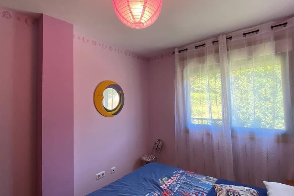 Ganze Wohnung, Raxo Poio: Ferienwohnung - Raxó - Poio in Poio, Rías Baixas