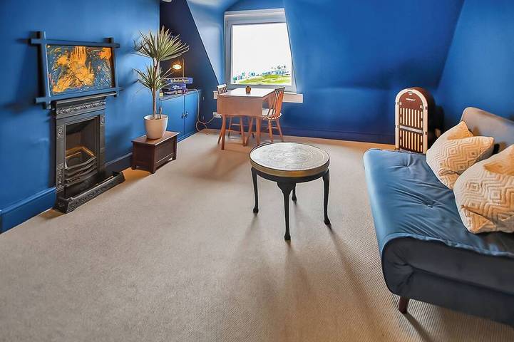 Log cabin for 2 people in Hastings