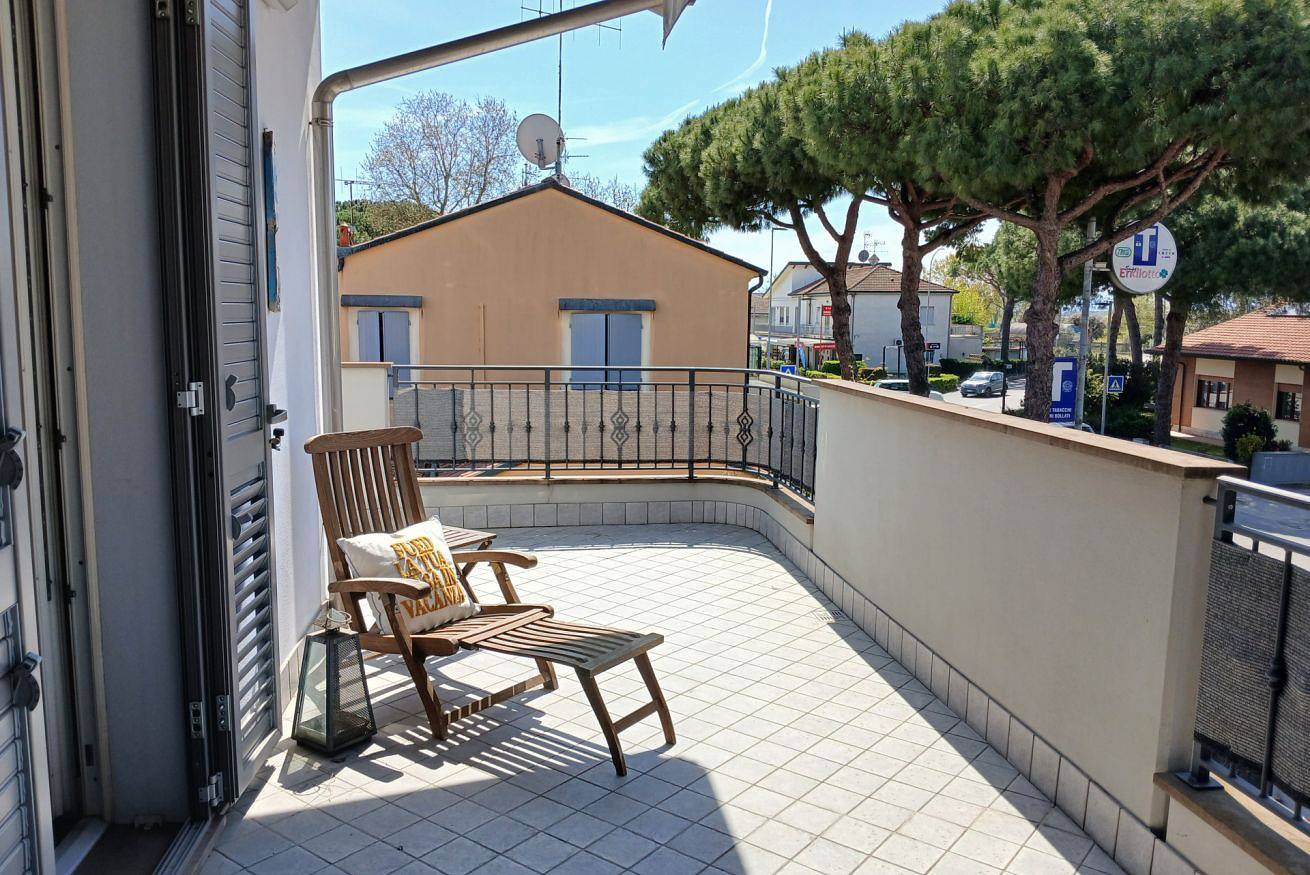 Apartamento entero, Cv002 - Cervia, new two-room apartment with large terrace and parking space in Pinarella, Provincia de Ravenna