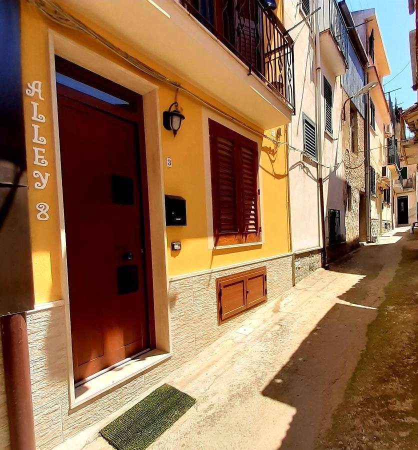 Ganze Wohnung, Deluxe Apartment in Lido Antares Beach, Scilla