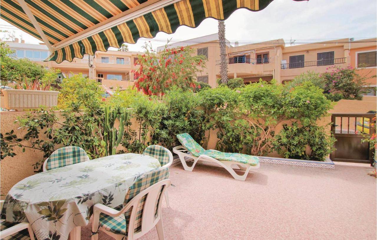 Cozy Home In Torrevieja With House Sea View in Playa de Cabo Cervera (La Mata), Torrevieja