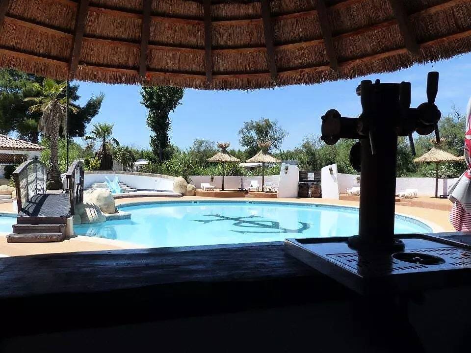 Casa Camarguaise Comfort 3 estancias 4/6 Personas Clima + Tv in Lattes, Côte d'Améthyste