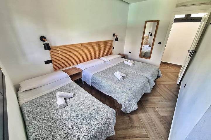 Villa Oasis : Ideal for families and groups. in Arcos de la Frontera, White Villages