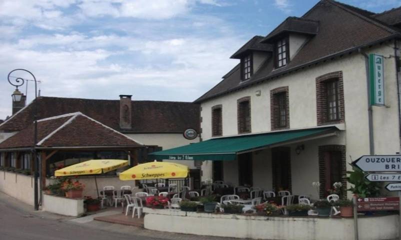 Chambre d’hôte pour 4 personnes, avec terrasse et vue, animaux acceptés à Rogny-les-Sept-Écluses - 4