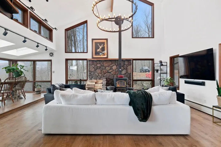 Casa rural para 9 personas, con sauna además de vistas y terraza - 1