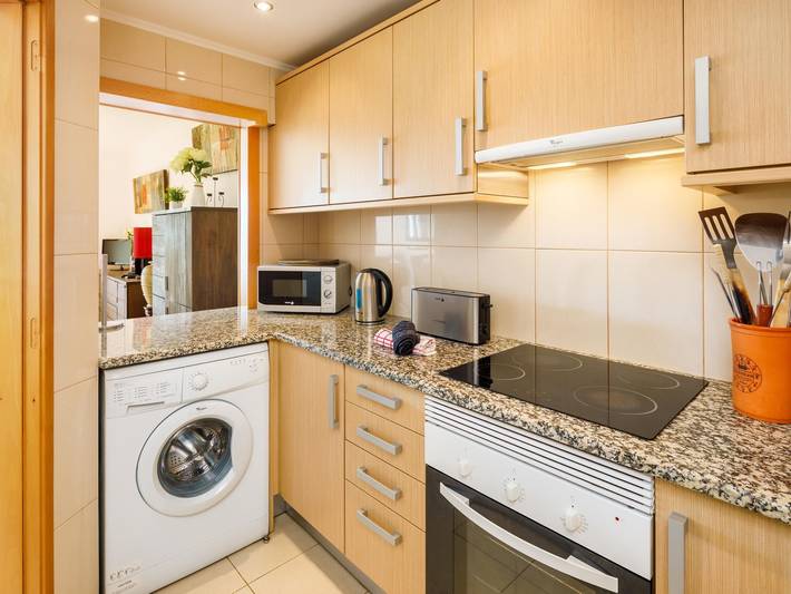 Ferienhaus für 6 Personen mit Balkon/Terrasse in Vale do Lobo, Almancil