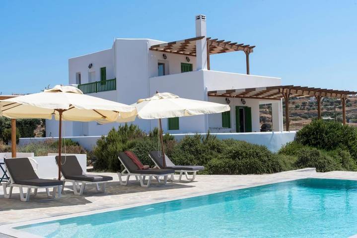 Villa pour 10 personnes, avec jardin et piscine, animaux acceptés dans Milos - 2