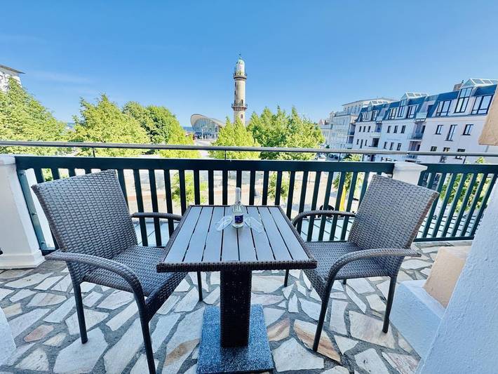 Ferienwohnung für 4 Personen, mit Balkon und Balkon/Terrasse sowie Meerblick in Warnemünde