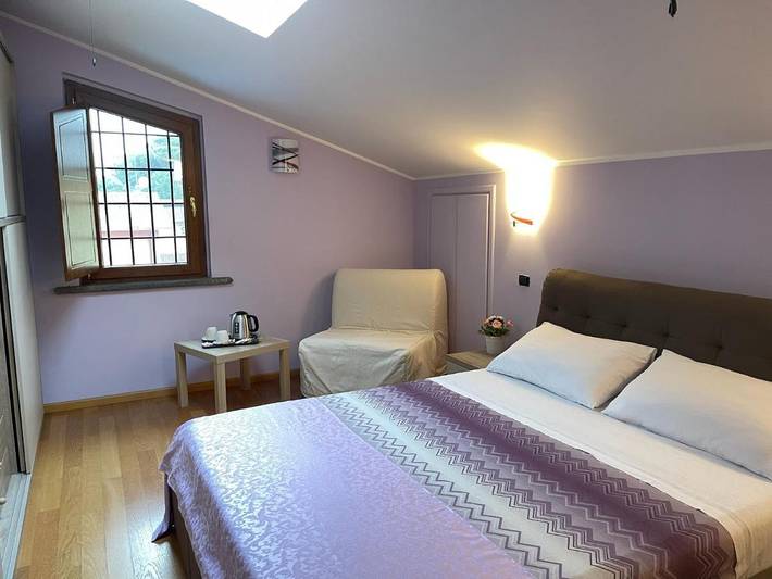 Maison d’hôte pour 2 personnes, avec piscine et jardin, adapté aux familles dans Olgiata