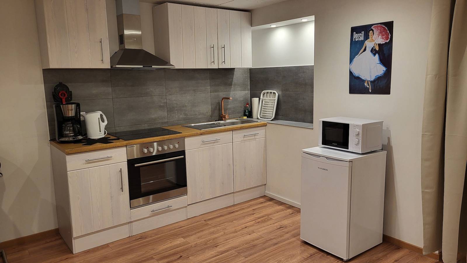 Ganze Wohnung, Ferienwohnung 'Burgstraße' mit privater Terrasse, privatem Garten und Wlan in Fuldatal, Hessisches Bergland