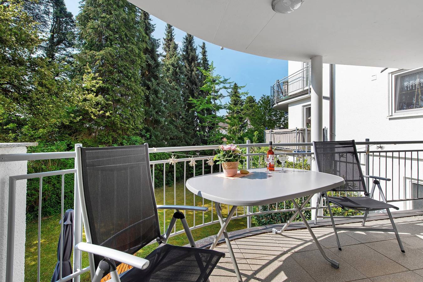 Ganze Wohnung, Apartment 'Linas Lieblingsplatz' mit Balkon & Klavier in Unteruhldingen, Uhldingen-Mühlhofen