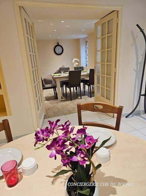 Location de vacances pour 6 personnes, avec terrasse et vue à Le Boupère - 2