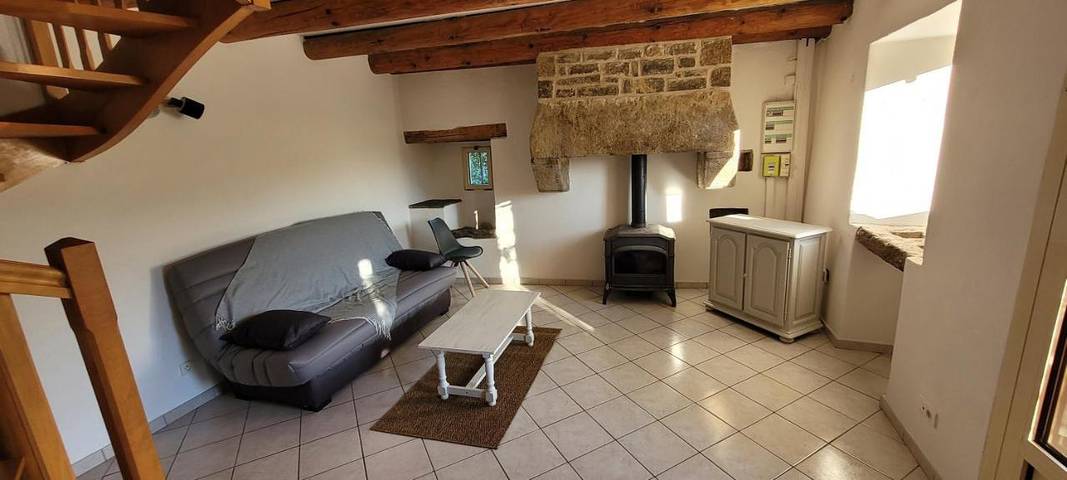 Gîte pour 5 personnes, avec vue et jardin dans Chadenet