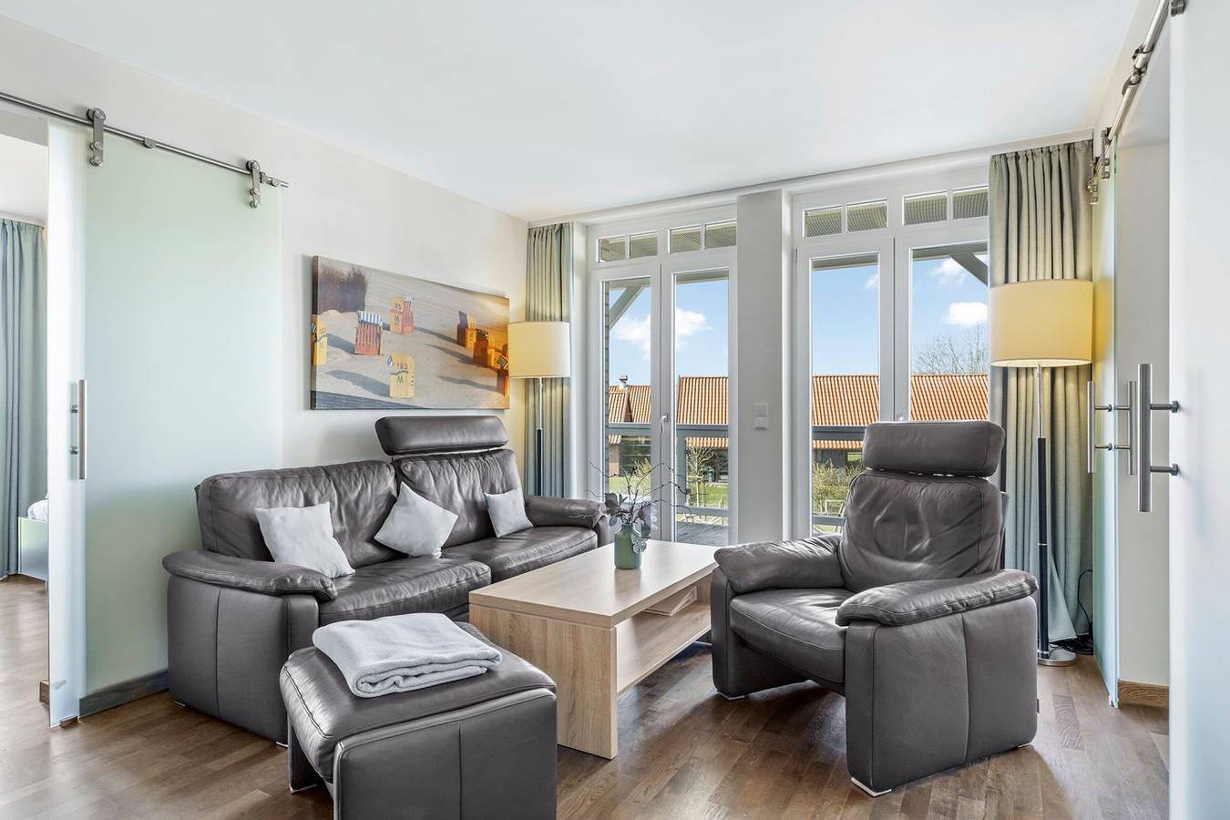 Ganze Wohnung, Strandnahe Ferienwohnung mit Sauna und tollem, überdachtem Balkon mit Deichblick in Samtgemeinde Land Wursten, Wurster Nordseeküste