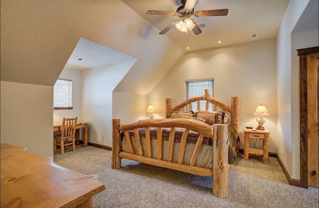 Spacious Family Home on Priest Lake Golf Course in Kaniksu Nationalwald