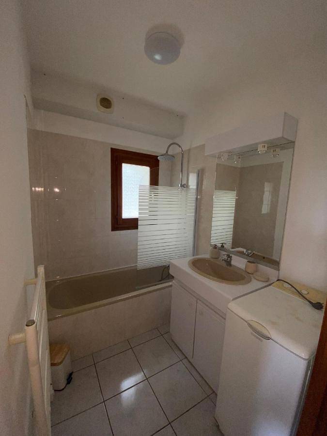 Gîte pour 4 personnes, avec balcon à Saint-Sauveur - 2