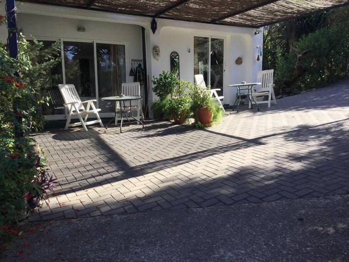 Chalet para 2 personas, con piscina además de jardín y jacuzzi en Sierra de las Nieves - 4