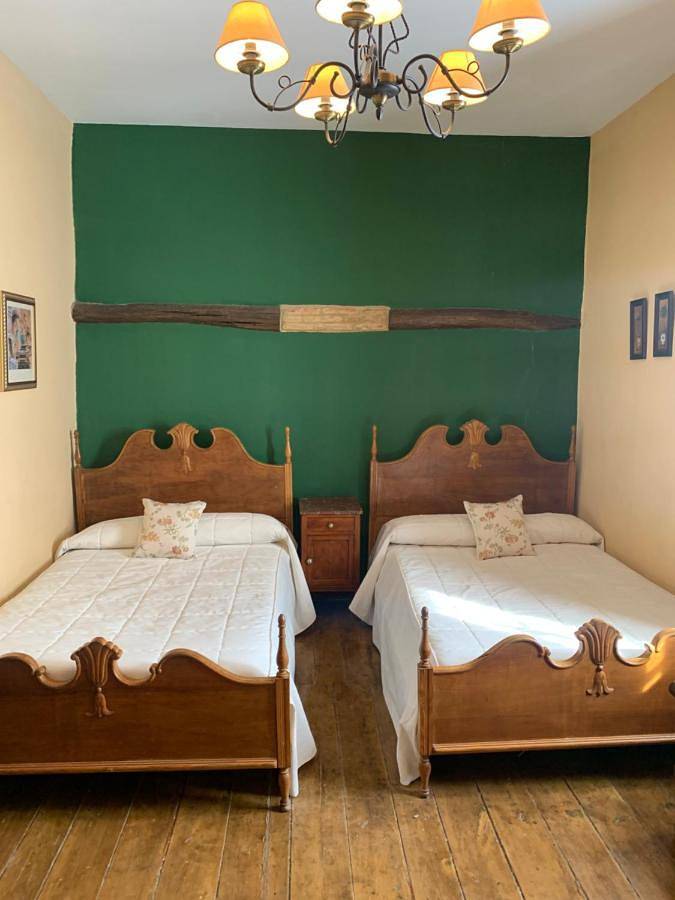 Casa rural para 5 personas, con Balcón y Terraza además de Jardín y Vistas en Matallana de Torío - 4