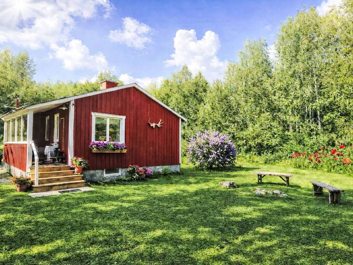 Bungalow für 5 Personen, mit Balkon und Terrasse sowie Garten in Schweden