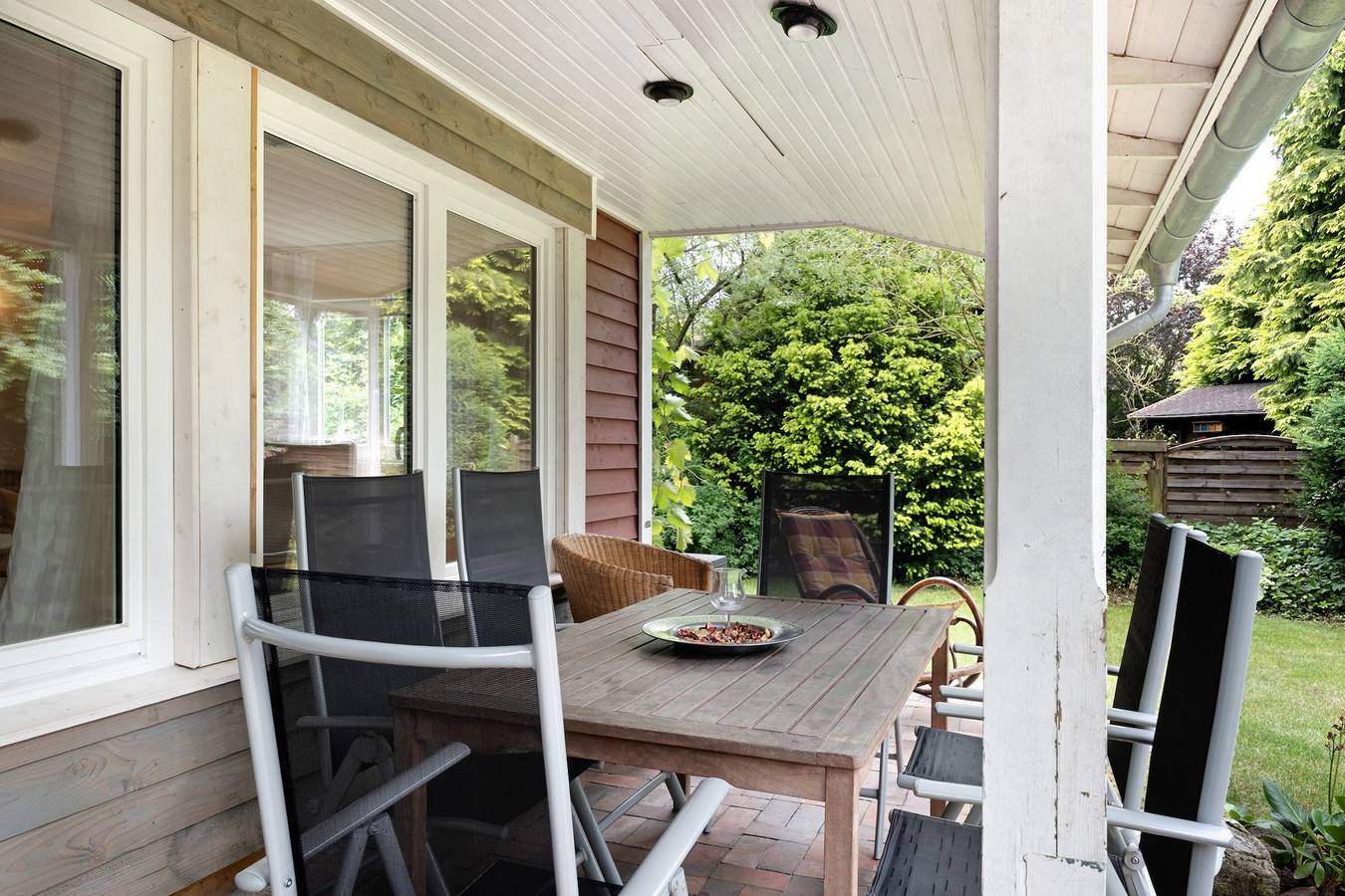 Maison de vacances "Zwischen Den Seen" avec terrasses privées, jardin et Wi-Fi in Wiefelstede, Ammerland