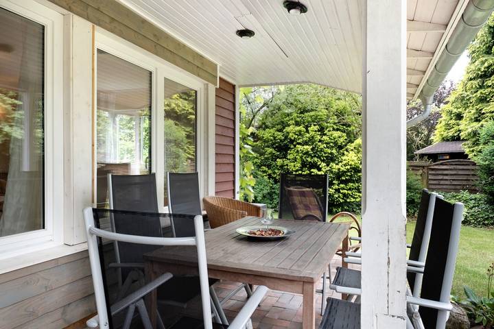 Ferienhaus für 6 Personen, mit Garten und Seeblick in Ostfriesland - 4