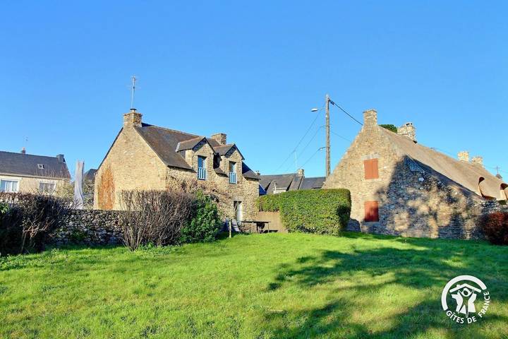 Maison du Pêcheur in Arradon, Côte des Mégalithes