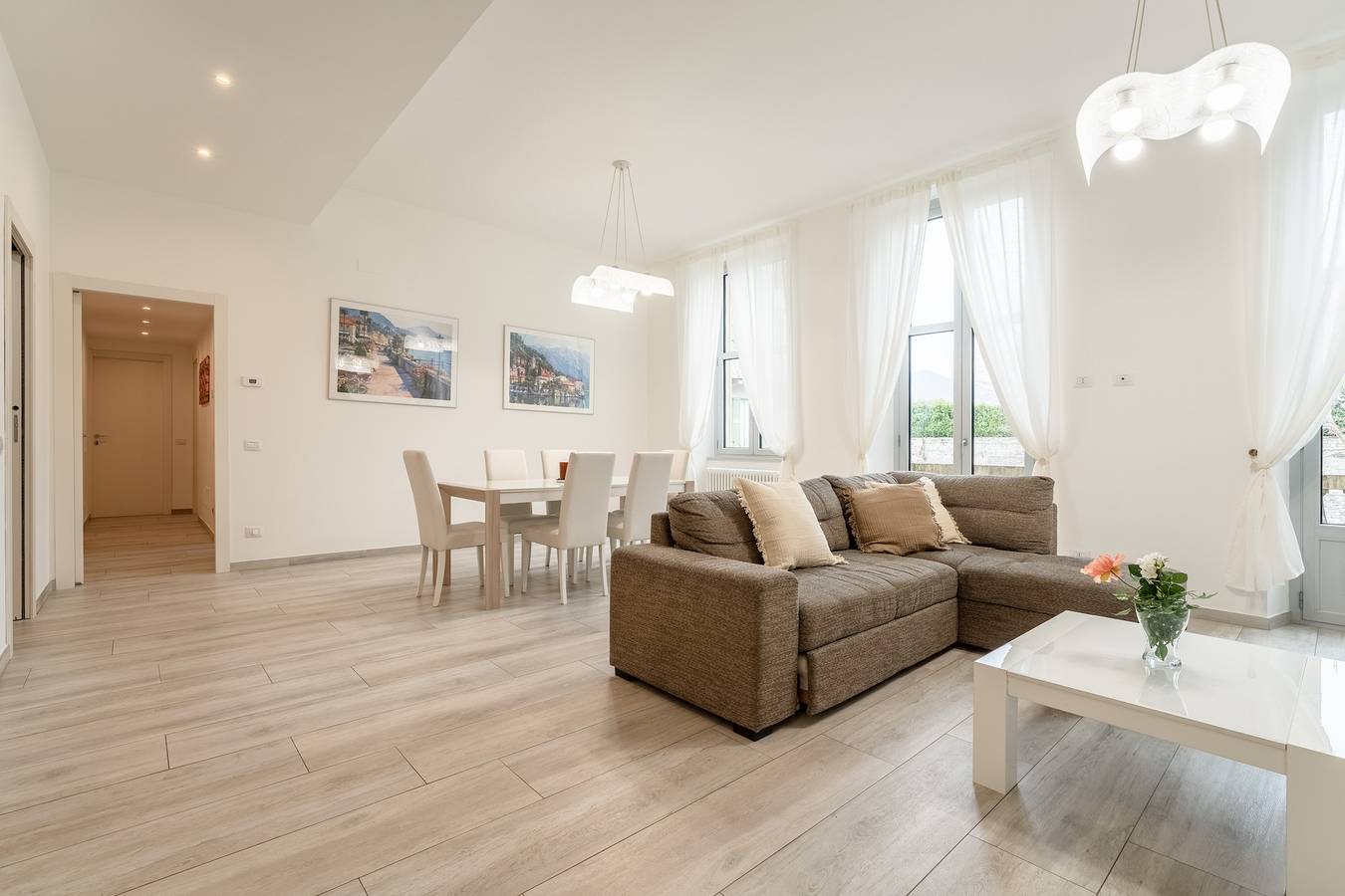 Hel lejlighed, Ferielejlighed for 6 personer med balkon in Como, Comosøen