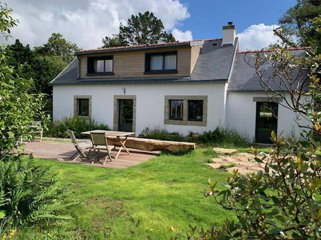 Location de vacances pour 4 personnes, avec vue et jardin à Cast - 4