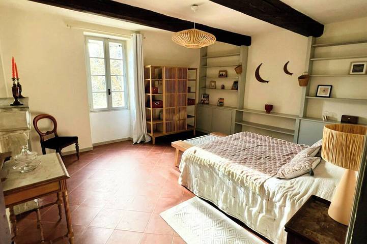 Location de vacances pour 15 personnes, avec piscine et balcon à Boulbon - 2
