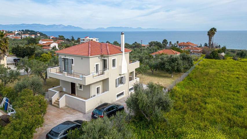 Villa für 6 Personen, mit Balkon und Ausblick sowie Garten - 1