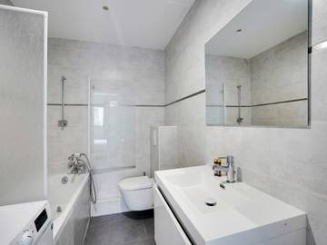 Appartement De Vacances pour 6 Personnes dans Levallois-Perret, Hauts-de-Seine, Photo 4