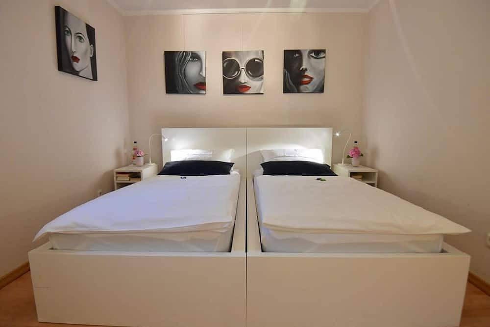 Ganze Wohnung, Gästehaus Scholly - Appartement/Fewo, Dusche, Wc, 1 Schlafraum in Saarlouis, Mosel-Saar