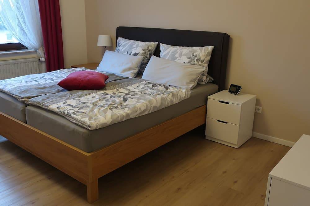 Ganze Wohnung, Moderne Fewo im schönen Mittelhessen zw. Gießen, Wetzlar und Marburg mit 65 m2. in Heuchelheim, Lahntal