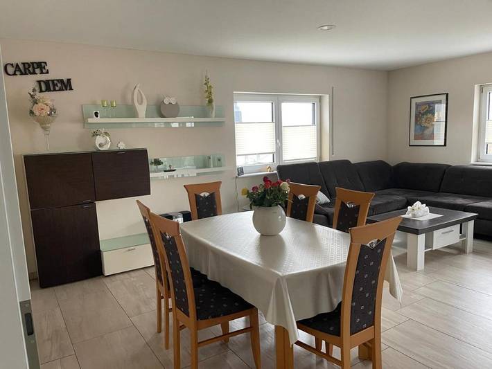 Ferienhaus für 6 Personen, mit Ausblick und Garten in Floh-Seligenthal - 2