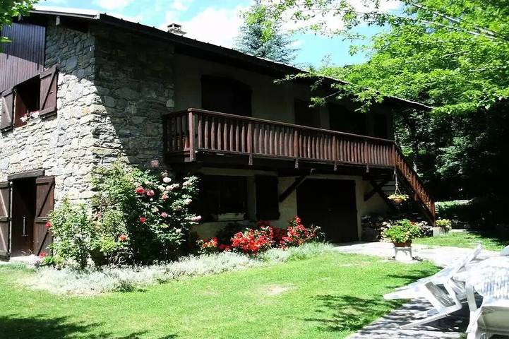 Casa rural para 9 personas, con jardín - 1