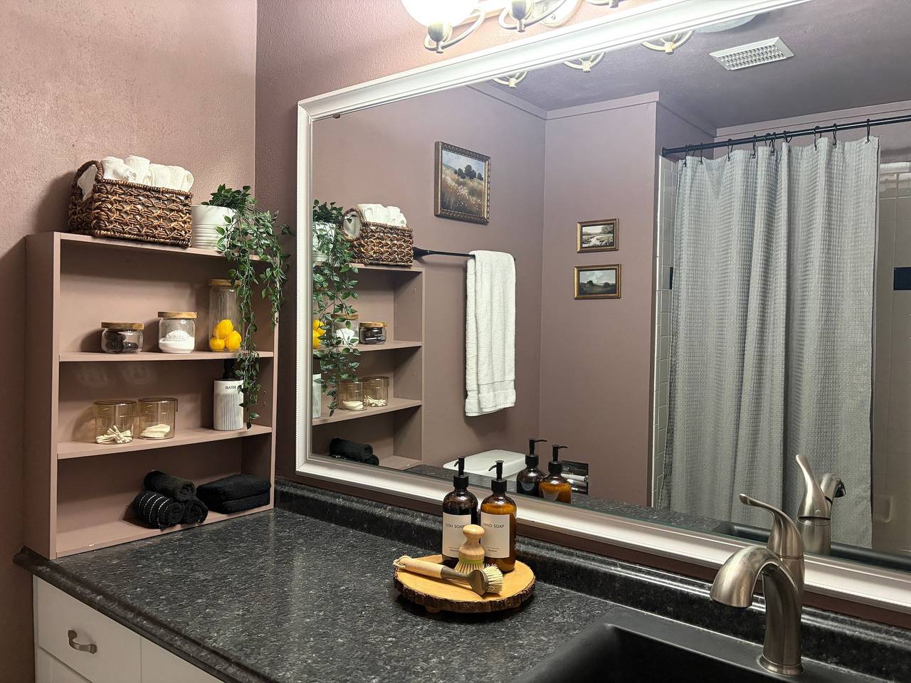 Entire apartment, Cozy Private Studio Near Denver - Prime Location! in Arapahoe County