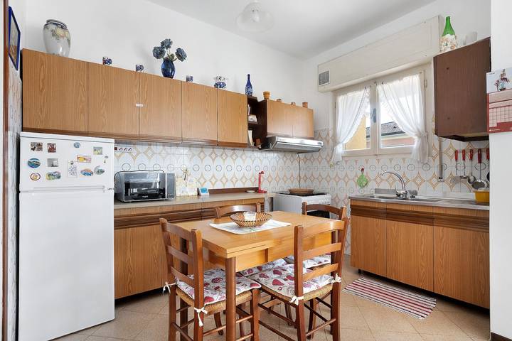 Ganze Wohnung, Ferienwohnung 'Casa Mimosa' mit privatem Garten und Balkon in Marina di Pietrasanta, Pietrasanta