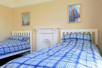 Holiday Home for 9 People in Falmouth (Cornwall), Cornwall, Photo 4