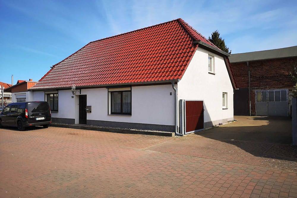 Ganze Wohnung, Ferienwohnung Alte Schmiede in Niepars, Stralsund Umland