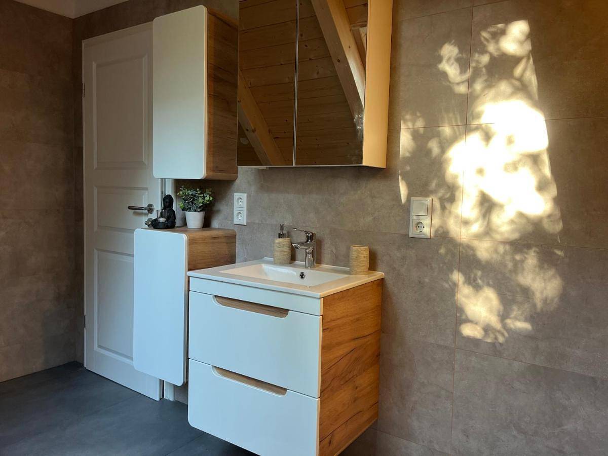 Ganze Wohnung, Two-Bedroom Apartment in Zeschdorf, Märkische Schweiz-Oderland