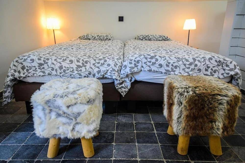 Geheel appartement, Barque de Furnes in historic Ieper in Ieper, West-Vlaanderen