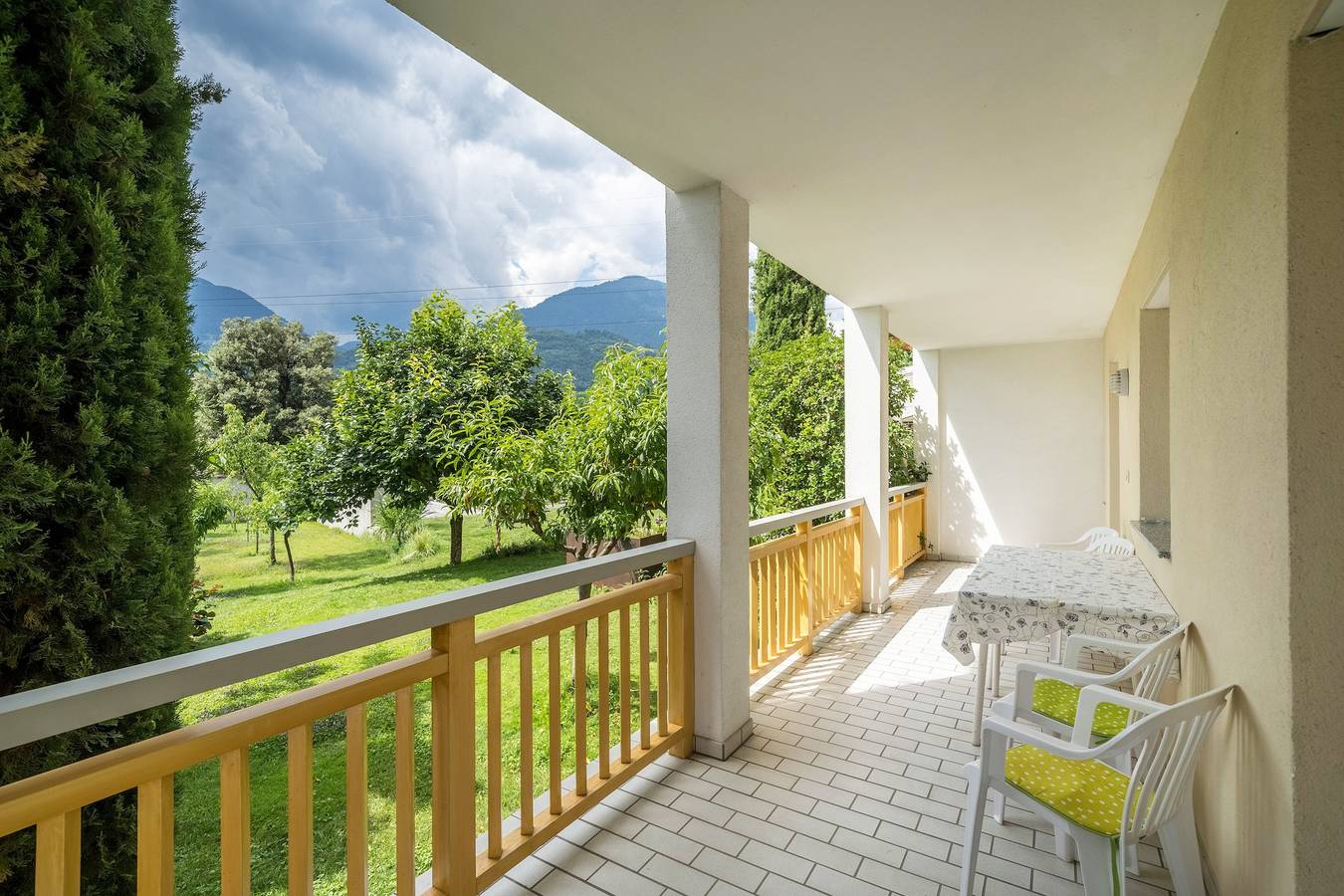 Ganze Wohnung, Ferienwohnung "Weinsepphof 8" mit Bergblick, Pool, Wlan, Garten & Balkon in Mitterlana, Lana