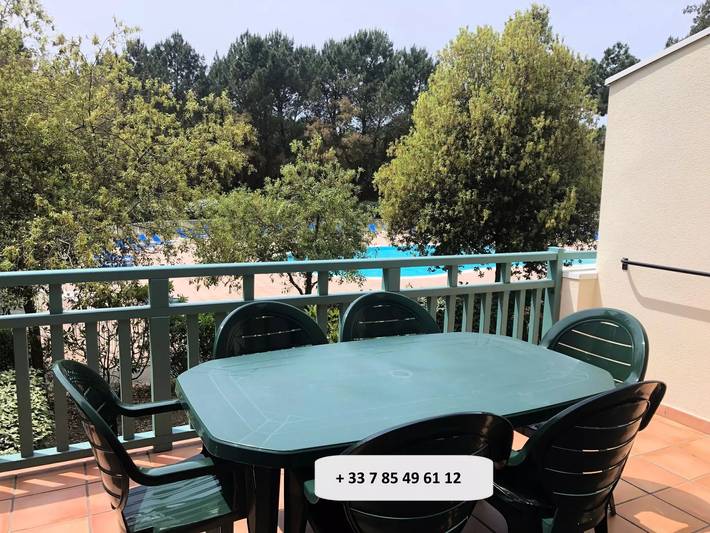 Appartement de vacances pour 4 personnes, avec jardin et piscine