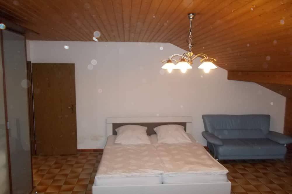 Ganze Wohnung, 72m² in83052 (zw.München+Ro) +Kinder,Hund,Lkw 24 hour check-in in Bruckmühl, Landkreis Rosenheim