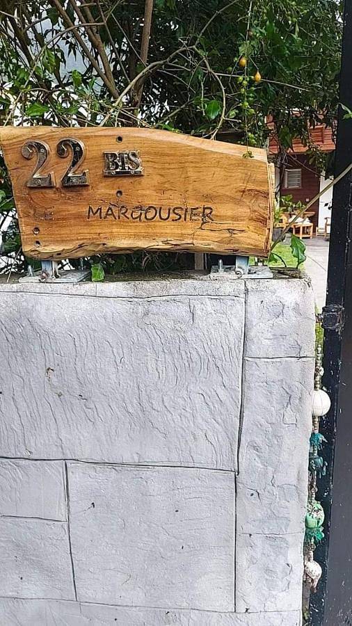 Location de vacances pour 7 personnes, avec jardin et vue, animaux acceptés dans Palmiste Rouge - 2